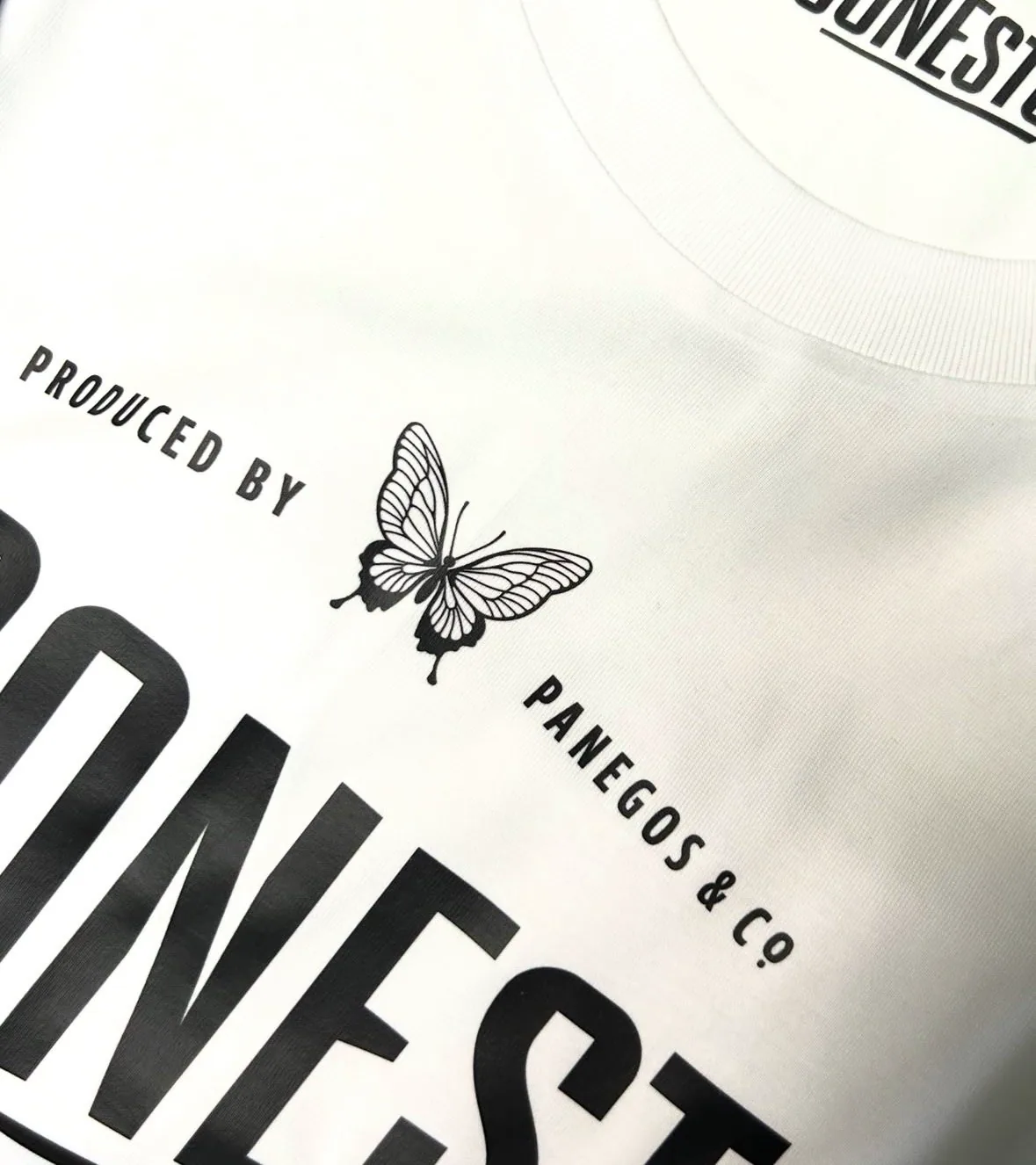 T-shirt Harlem, dettaglio ricamo